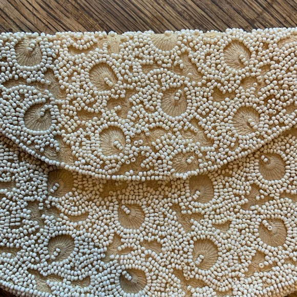 Vintage Belgian Silk Seed Bead Clutch Purse - Picture 3 of 10